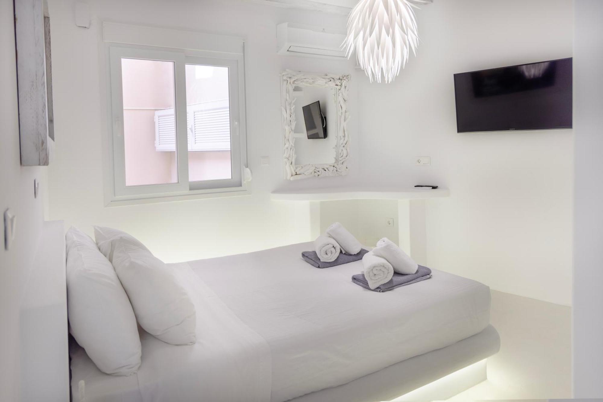 Limani Lux Apartments 卡尔帕索斯 客房 照片