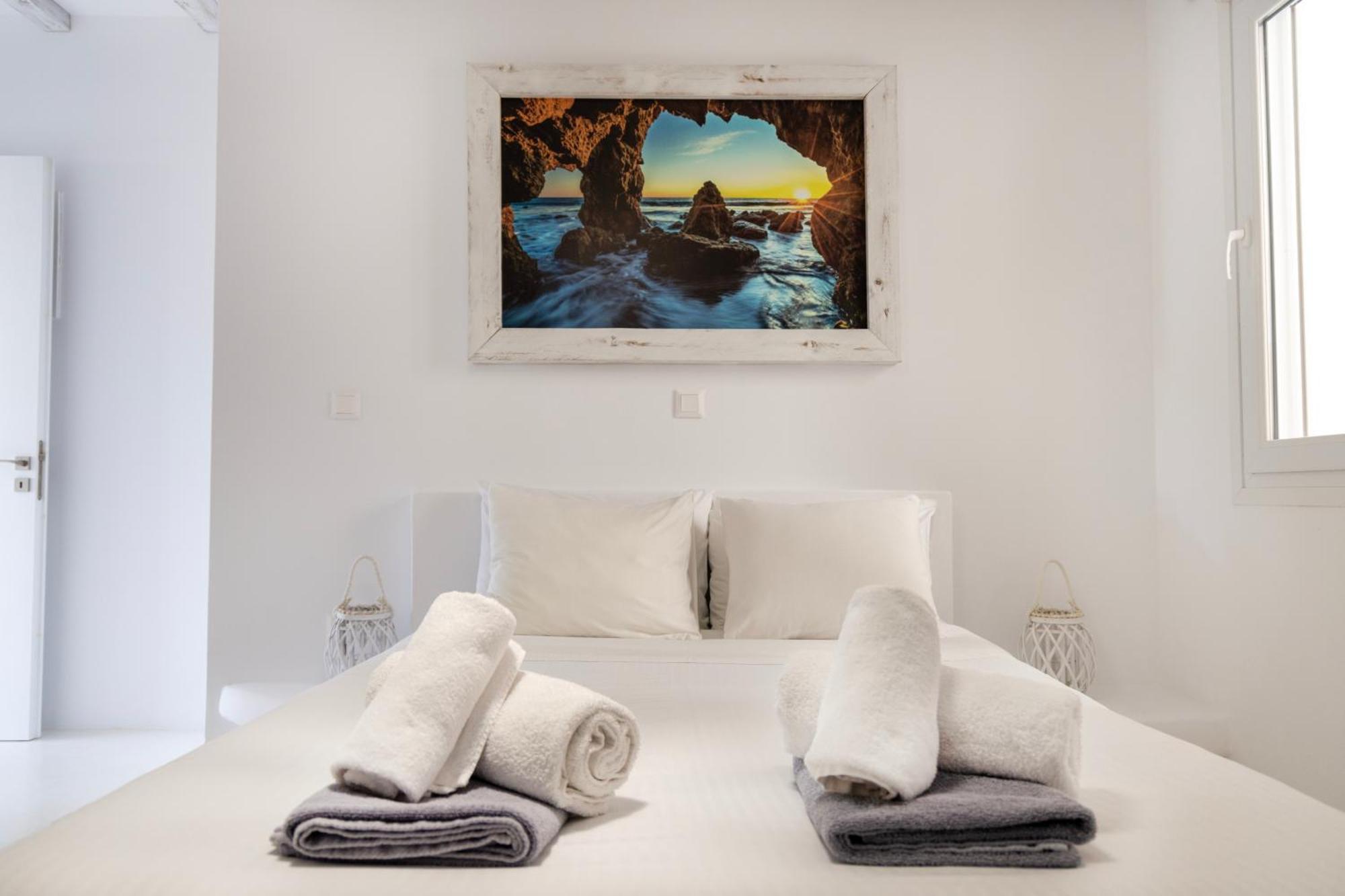 Limani Lux Apartments 卡尔帕索斯 客房 照片