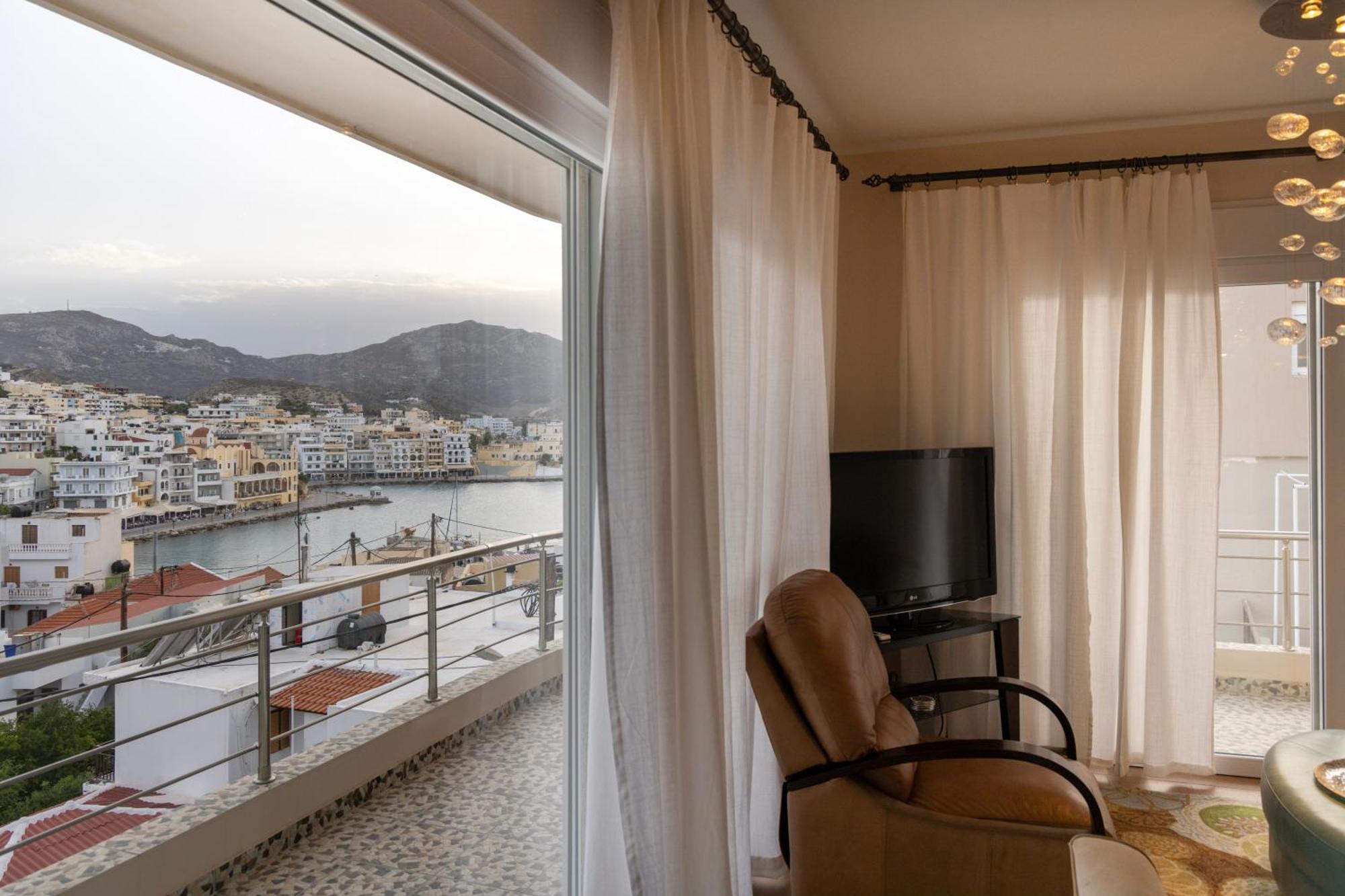 Limani Lux Apartments 卡尔帕索斯 客房 照片
