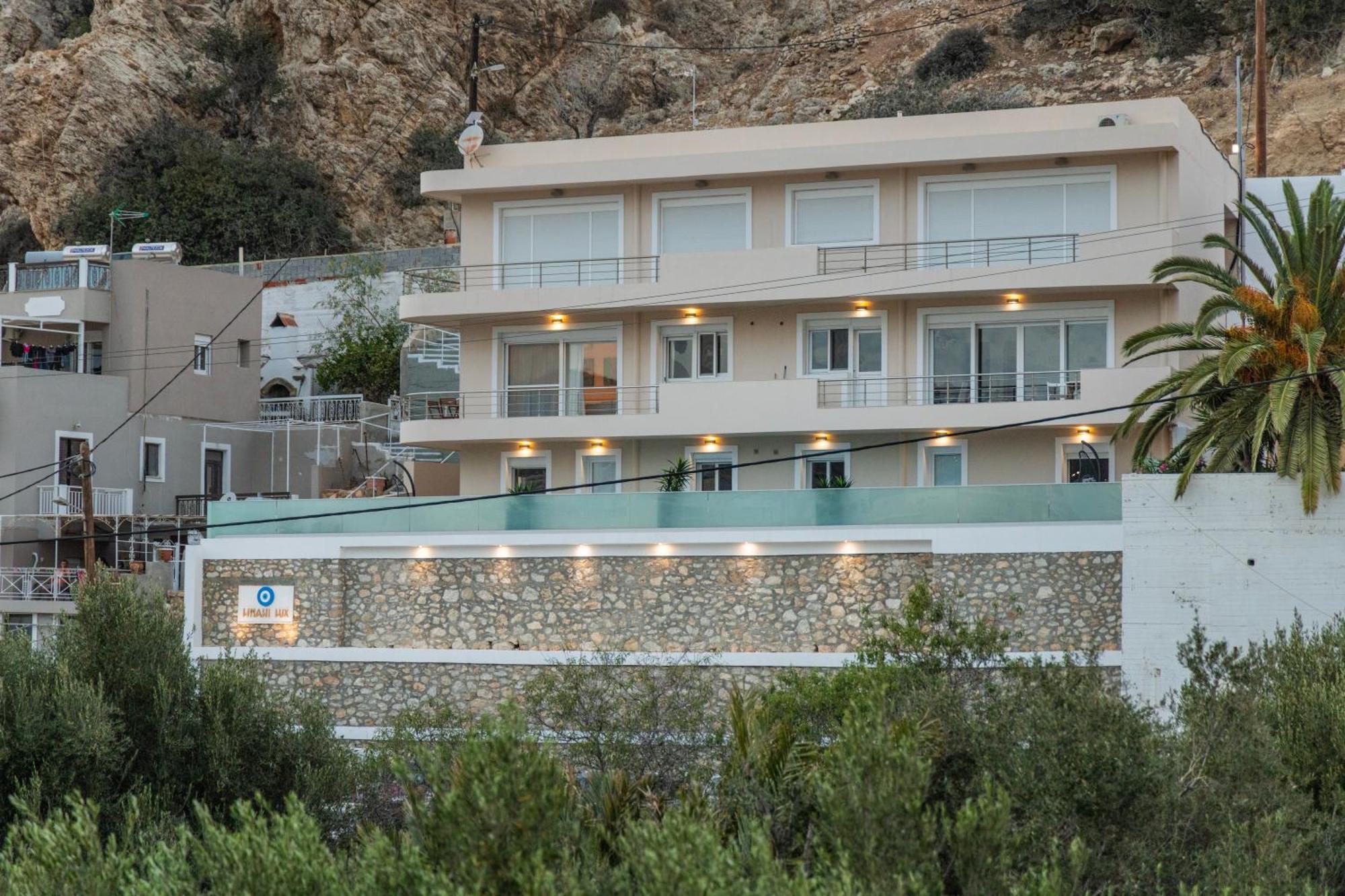 Limani Lux Apartments 卡尔帕索斯 外观 照片